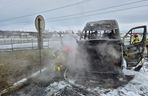 Bus spłonął doszczętnie pod Tarnowem. Podróżowało nim 25 osób