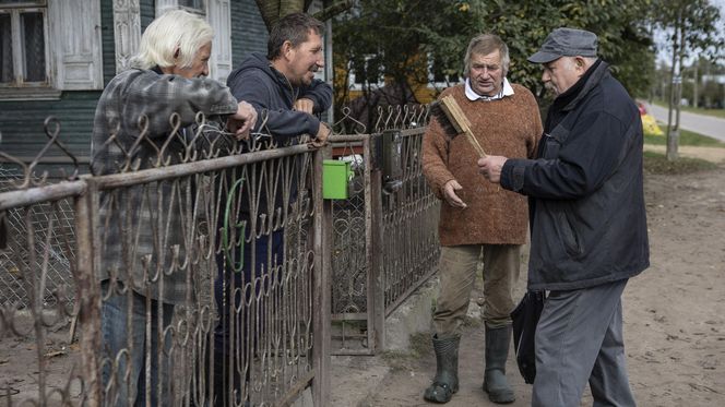 Rolnicy. Podlasie. Dom Gienka i Andrzeja z Plutycz - tak było kiedyś