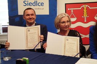 Umowa na przekazanie dotacji na zakup nowego sprzętu dla Szpitala Miejskiego w Siedlcach została podpisana 28 kwietnia