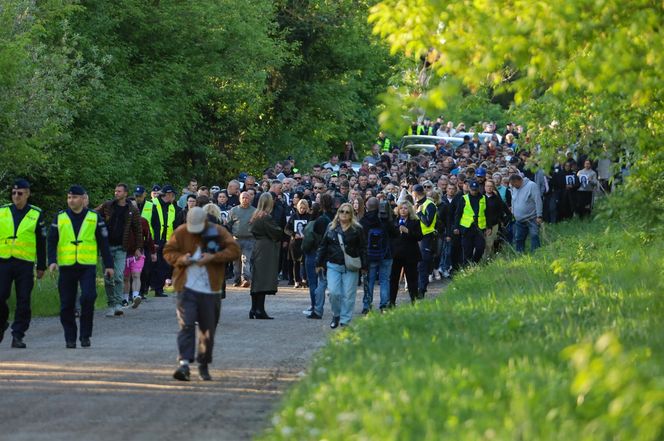 Miała 16 lat i plany na przyszłość. „Chciała zostać fryzjerką”. Nastolatka z Mławy brutalnie zamordowana
