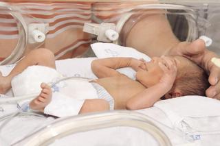 Jak dbać o wcześniaka w szpitalu po przedwczesnym porodzie?