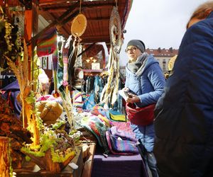 Tyski Jarmark Bożonarodzeniowy trwa w najlepsze. Znakomite koncerty i wyjątkowa atmosfera ZDJĘCIA