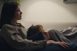 M jak miłość, odcinek 1812: Kama (Michalina Sosna), Ania (Alina Szczegielniak)