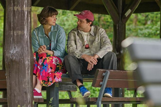 Na Wspólnej odc. 4078. Brygida (Maja Wolska), Remek Klusek (Maciej Kobiela)