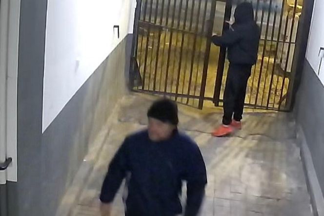 Rozbój w Katowicach. Policja publikuje zdjęcia i prosi o pomoc