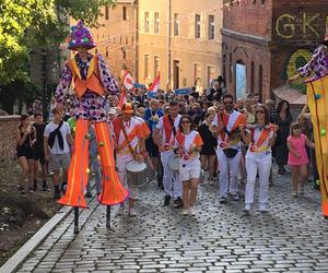 Parada z okazji otwarcia Balonowych Mistrzostw Świata Juniorów w Grudziądzu