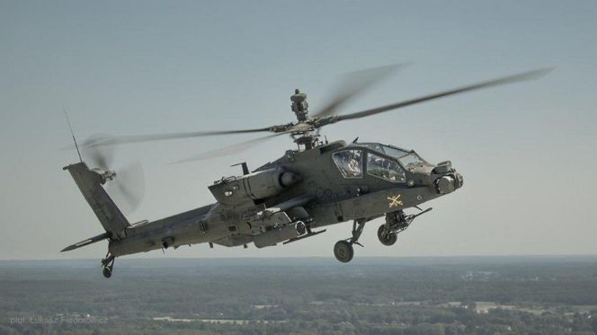  Apache AH-64E