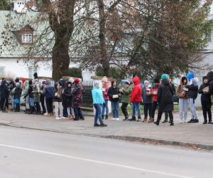 Przeprowadzka biblioteki to koszmar? Nie w Hrubieszowie. Pomogły setki osób