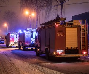 Wielki pożar w Płońsku! Cały dach w ogniu, płonie znany dyskont