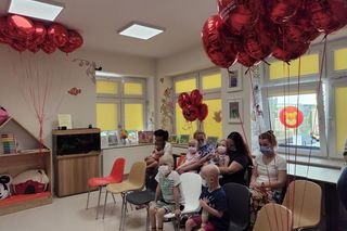 W Uniwersyteckim Szpitalu Dziecięcym imprezowali na całego. Dzieciaki poznały znanych DJ-ów