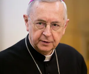 Abp. Stanisław Gądecki dostanie prezent o wartości 100 tys. zł 