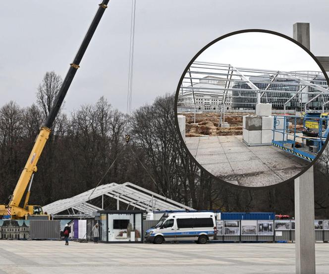 Budowa zadaszenia nad zabytkowymi pozostałościami Pałacu Saskiego 