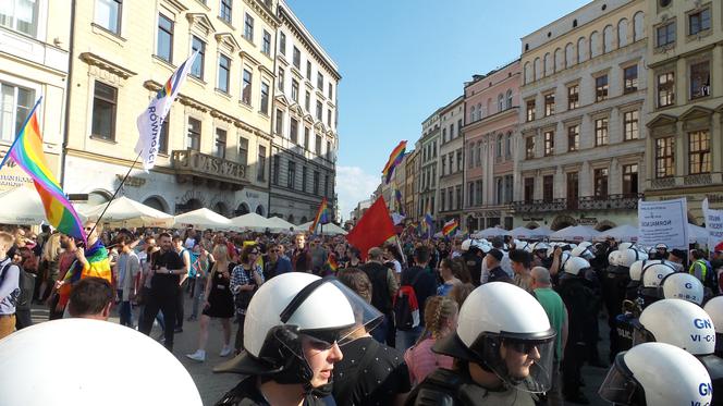 "Zboczeńcy, wypier**lać".Manifestowali przeciwko Marszowi Równości 18.05.2019 w Krakowie