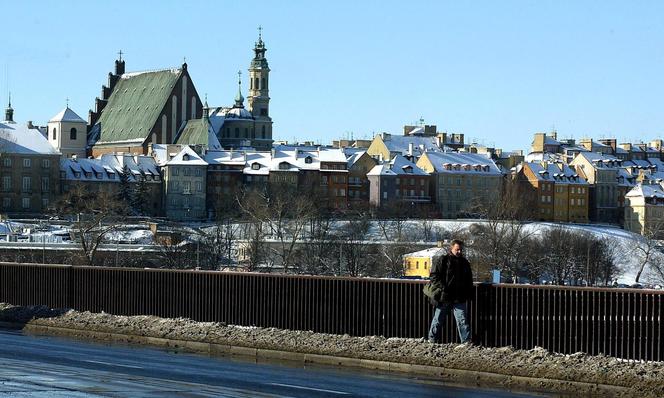 Aż trudno uwierzyć, że tak 20 lat temu wyglądała Warszawa. Miasto nie do poznania!