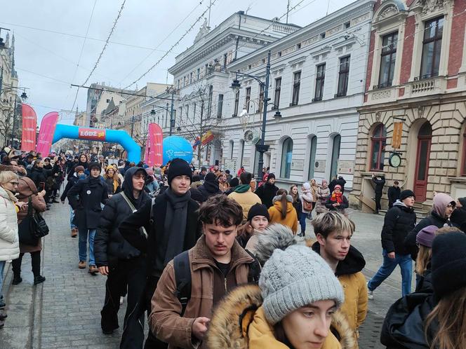 Polonez dla Łodzi. Setki łodzian we wspólnym tańcu [ZDJĘCIA]