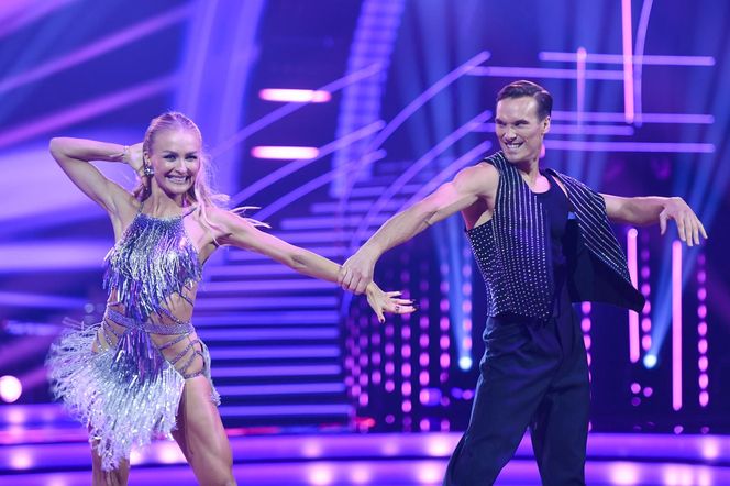 "Taniec z Gwiazdami" odcinek 1, edycja 17
