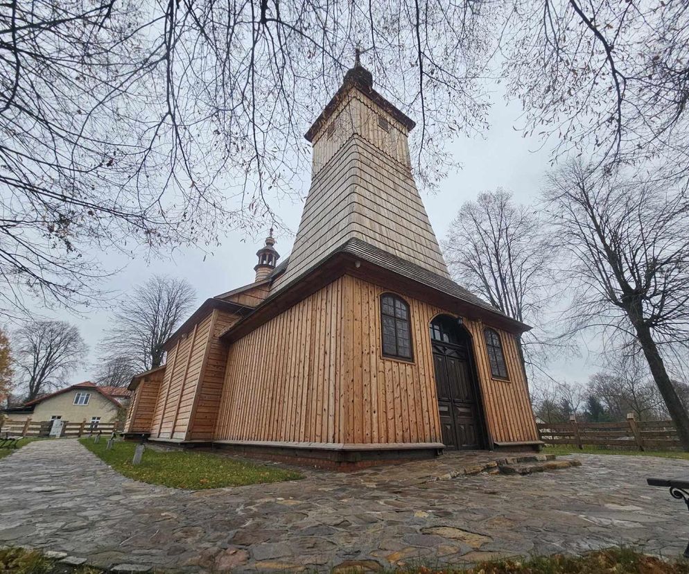 Zabytkowy kościół w Soninie