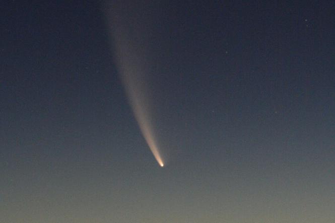 NEOWISE - kometa nad Polską. Następny raz pojawi się za 6800 lat! Kiedy i jak ją oglądać?