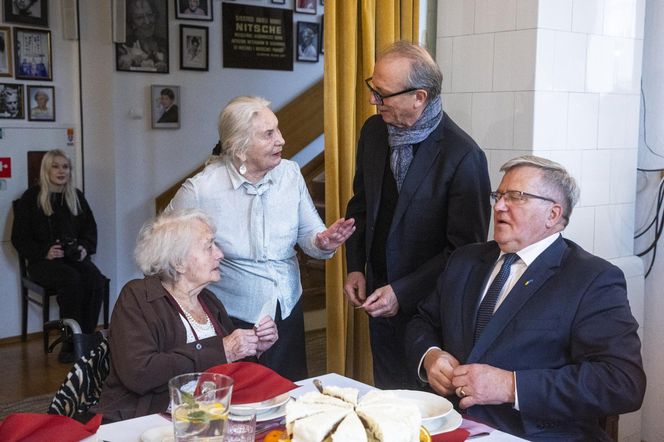  Odeszła matka byłego prezydenta Bronisława Komorowskiego