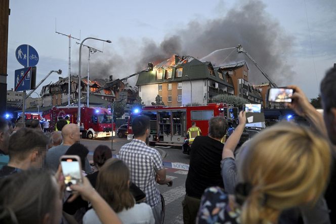 Pożar bloku w Ząbkach. Przerażające zdjęcia z miejsca tragedii
