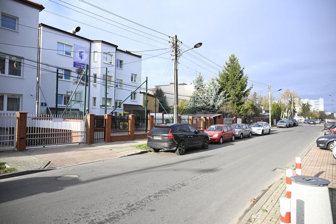 Porywacze dzieci grasują w Warszawie?! „Próbowali nakłonić 9-latka, żeby wsiadł do auta”. Rodzice przerażeni