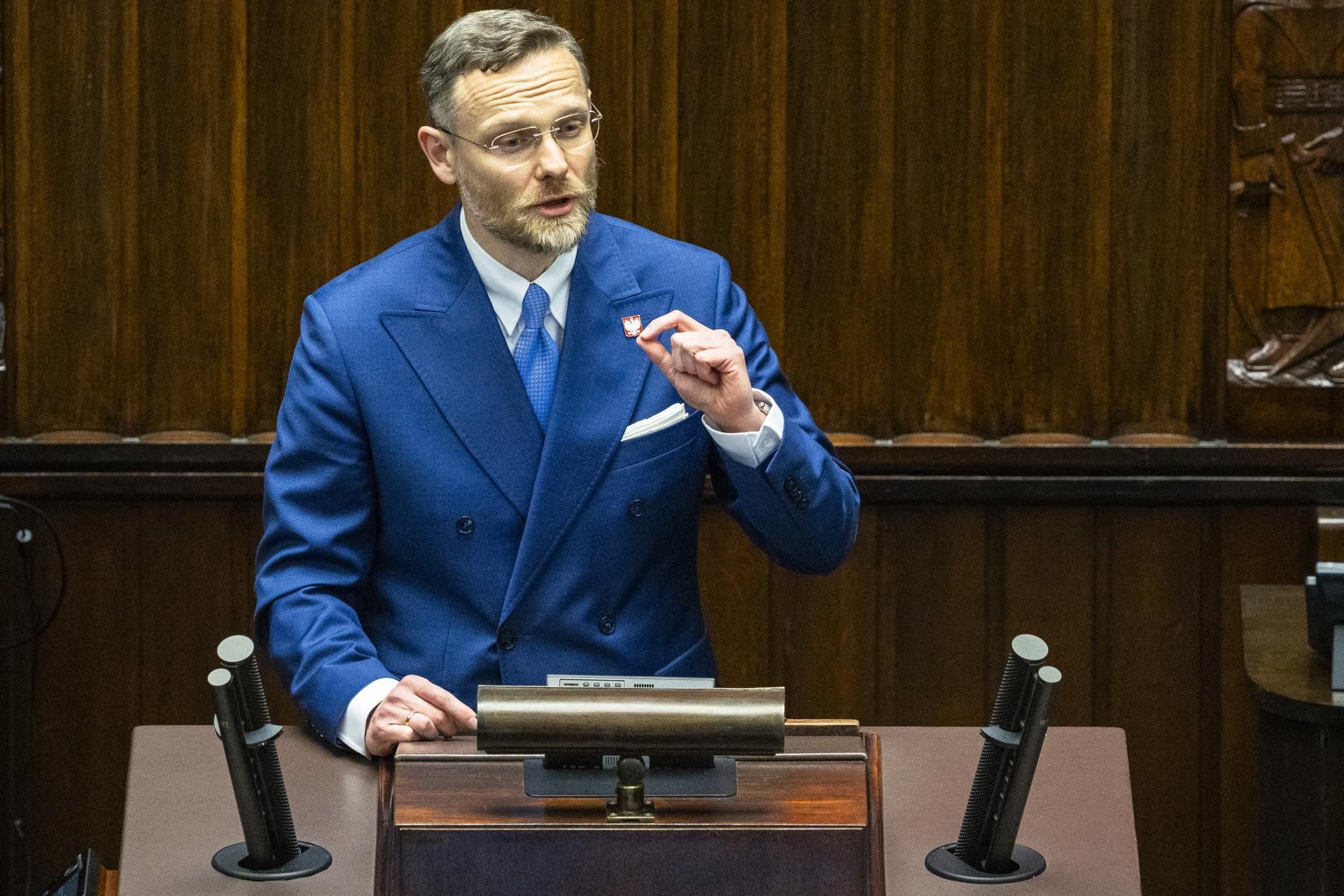 Więcej osób dostanie 14. emeryturę? Pomysł popiera człowiek Nawrockiego