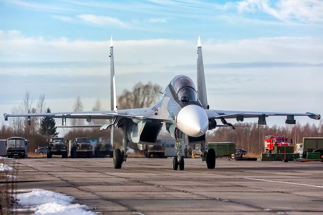 Białoruś wzmacnia lotnictwo. Nowe Su-30SM2 z Rosji już na miejscu