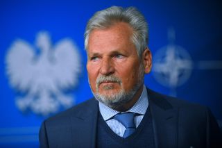 Aleksander Kwaśniewski pojawił się w Sejmie. To są wybory o być, albo nie być