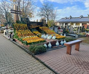 Grób Heleny Skrzydlewskiej na Wszystkich Świętych