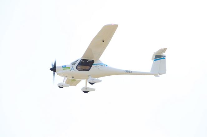 Prezentacja i przelot pierwszego samolotu elektrycznego w Polsce