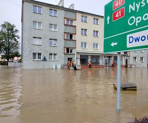 Strażacy z Łódzkiego pomagają na południu. Tak dużych działań poza województwo dawno nie prowadziliśmy