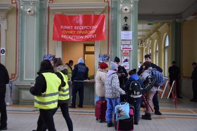 Przeprowadzka uchodźców w Opolu za 100 tysięcy złotych! Zostaną u nas jeszcze jakiś czas...