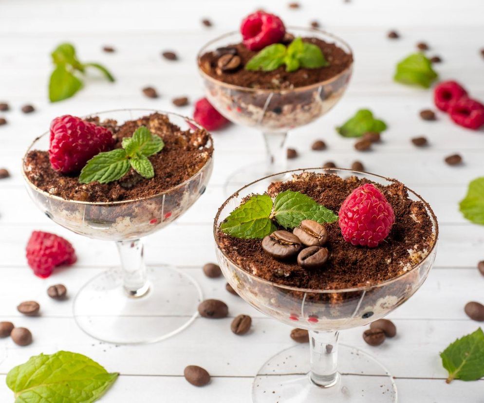 tiramisu w pucharkach