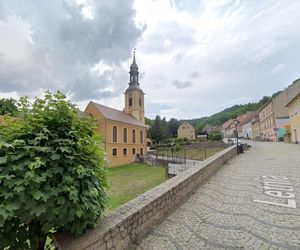 Dolnośląska wieś leży w malowniczym miejscu. To Perła Gór Sowich! 