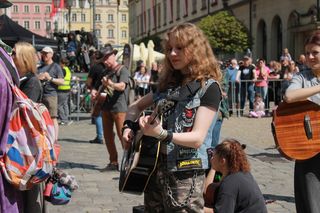 Rekord we Wrocławiu! Ponad osiem tysięcy gitar podczas Gitarowego Rekordu Świata