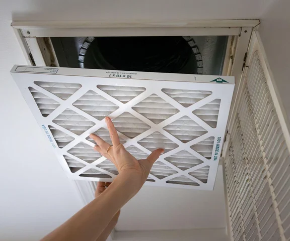 Jak konserwacja instalacji HVAC wpływa na wydajność i trwałość systemów?