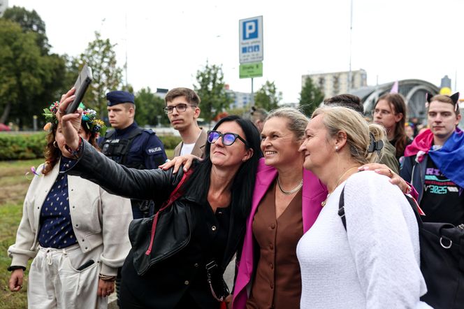 Marsz Równości w Katowicach 2025. Setki ludzi przeszło ulicami miasta. Były protesty