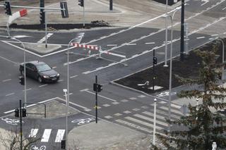 Trwają prace na placu Niepodległości w Toruniu. Wiemy, kiedy się zakończą