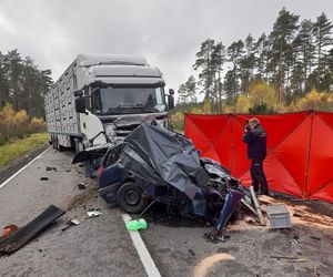 Tragiczny wypadek na Kaszubach. Nie żyją trzy osoby 