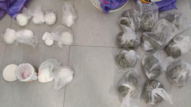 Zambrów. 12 osób zatrzymanych za posiadanie narkotyków