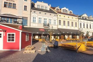 Montaż choinki w Rzeszowie [ZDJĘCIA]