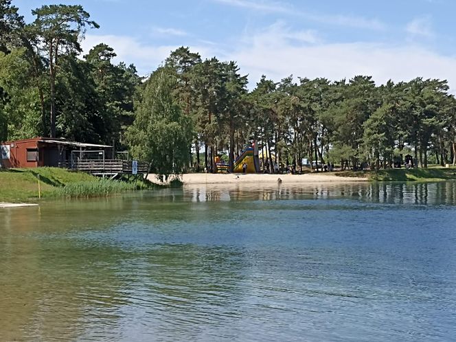 Sztuczna inteligencja wybrała najpiękniejszą plażę w Małopolsce. Tam warto wybrać się w wakacje!