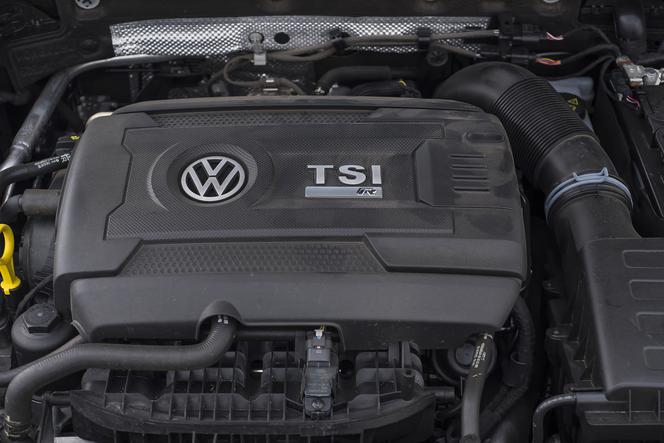 Volkswagen Golf R 5D 2.0 TSI 300 KM DSG7 4Motion