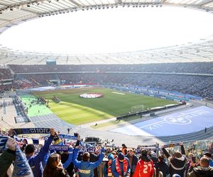 Ruch - Wisła: Zaorana murawa na Stadionie Śląskim