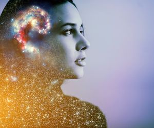 Astralny quiz, który zmiecie Twoje oczekiwania. Czy masz szósty zmysł, a Twoja intuicja pomaga Ci w życiu. Sprawdź, co szepcze Ci Twój wewnętrzny głos