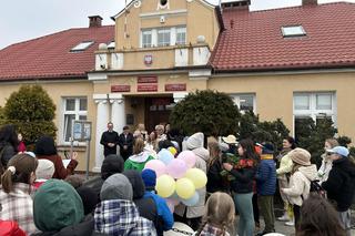 Rzeźby Szewczyków nową atrakcją Kazimierza Biskupiego