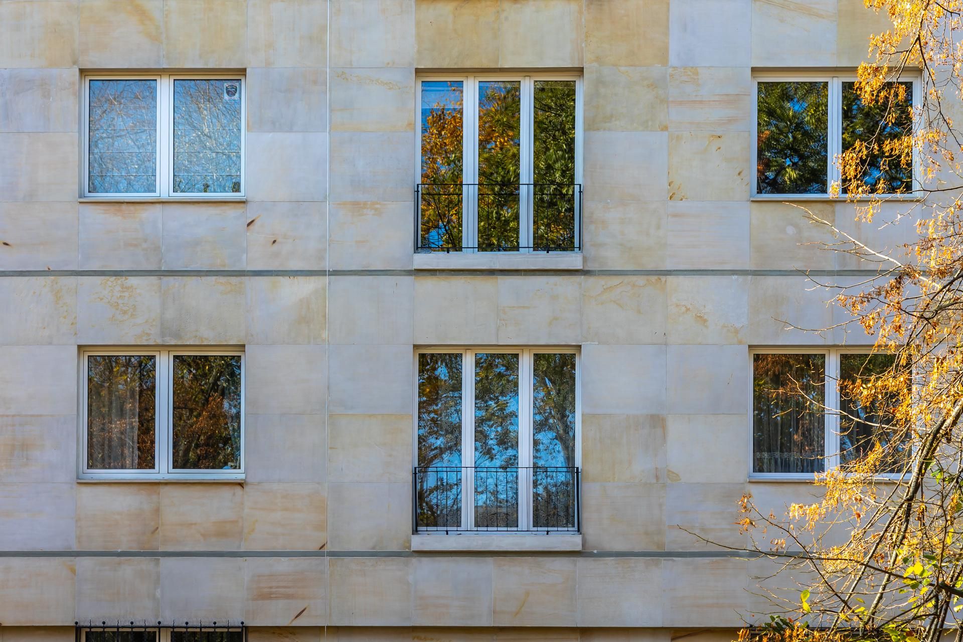 Kamienica na ul. Konopnickiej 5 w Warszawie