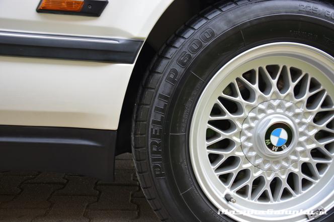 Fabrycznie nowe BMW serii 7 z 1992 roku