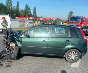 Wypadek na DK 94 w Sławkowie. Zderzyły się dwa samochody osobowe