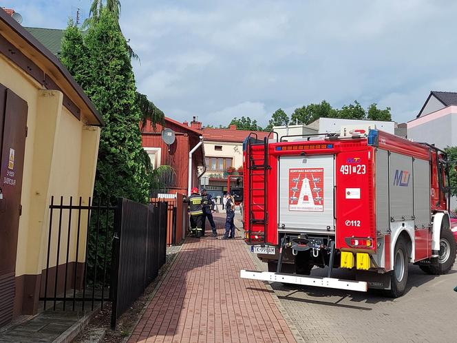 Pożar na ulicy Dworcowej! Na miejscu wszystkie służby